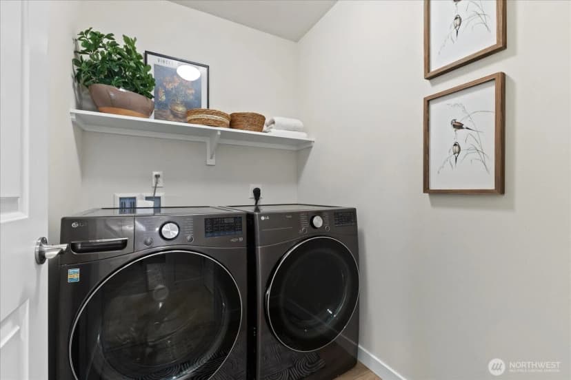 Property photo for 23712 8th Drive Se #c, Bothell photo 18