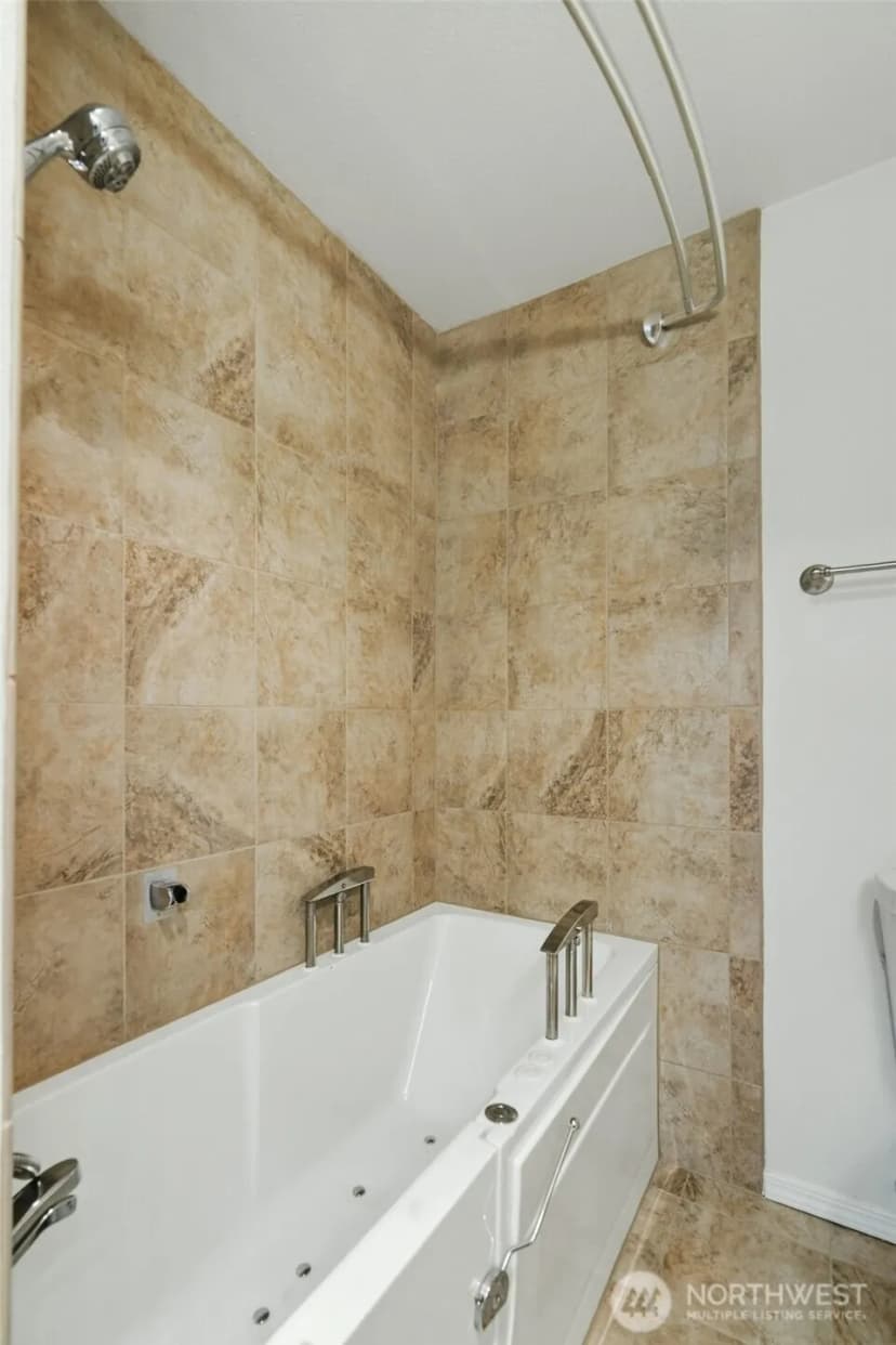 Property photo for 12105 Ne 171st Place #a302, Bothell photo 13