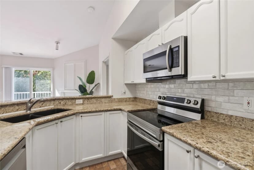 Property photo for 12105 Ne 171st Place #a302, Bothell photo 7