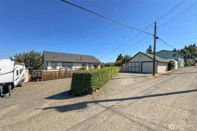 Property photo for 1026 E Sixth Street, Port Angeles photo 30