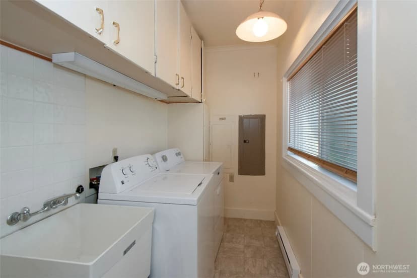 Property photo for 1026 E Sixth Street, Port Angeles photo 14