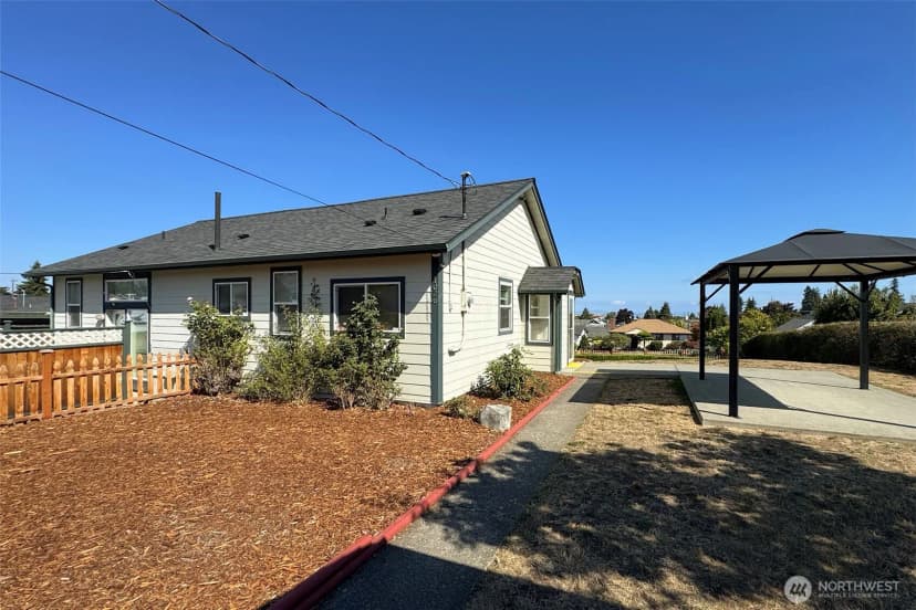 Property photo for 1026 E Sixth Street, Port Angeles photo 33