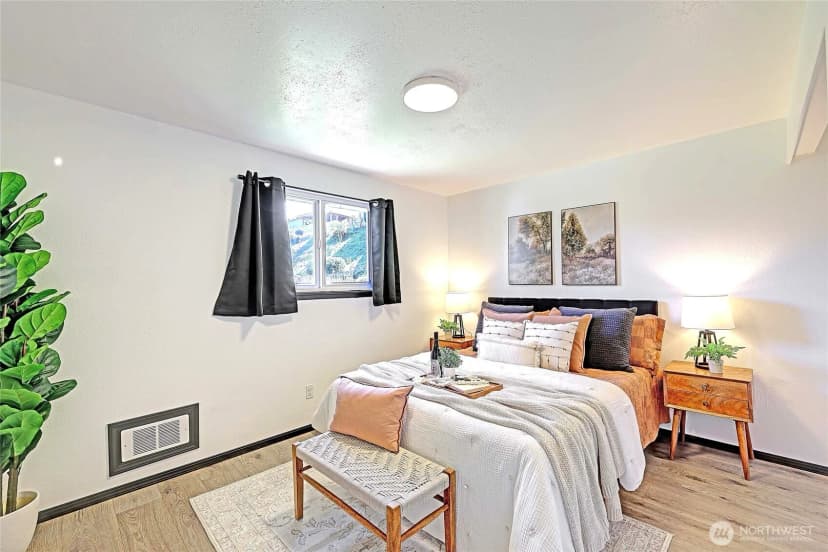 Property photo for 525 N Alcazar Avenue, Arlington photo 16