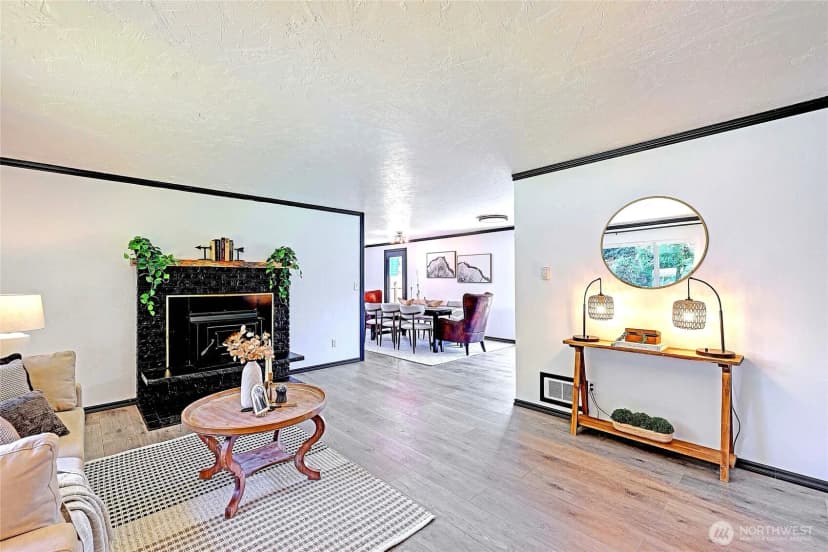 Property photo for 525 N Alcazar Avenue, Arlington photo 5