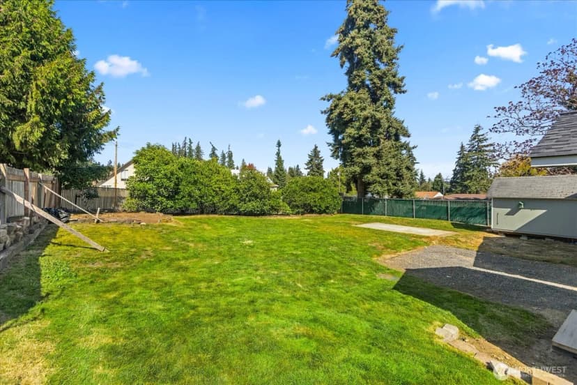 Property photo for 7819 225th Place Sw, Edmonds photo 35