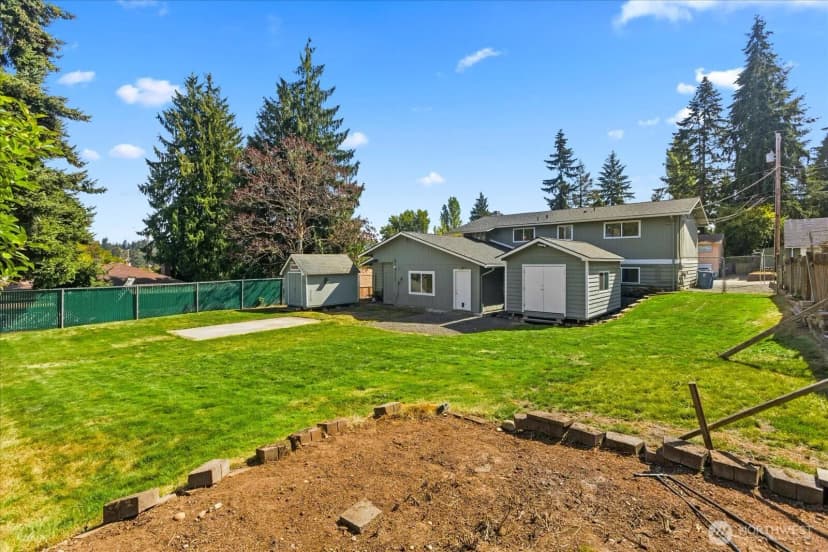 Property photo for 7819 225th Place Sw, Edmonds photo 33
