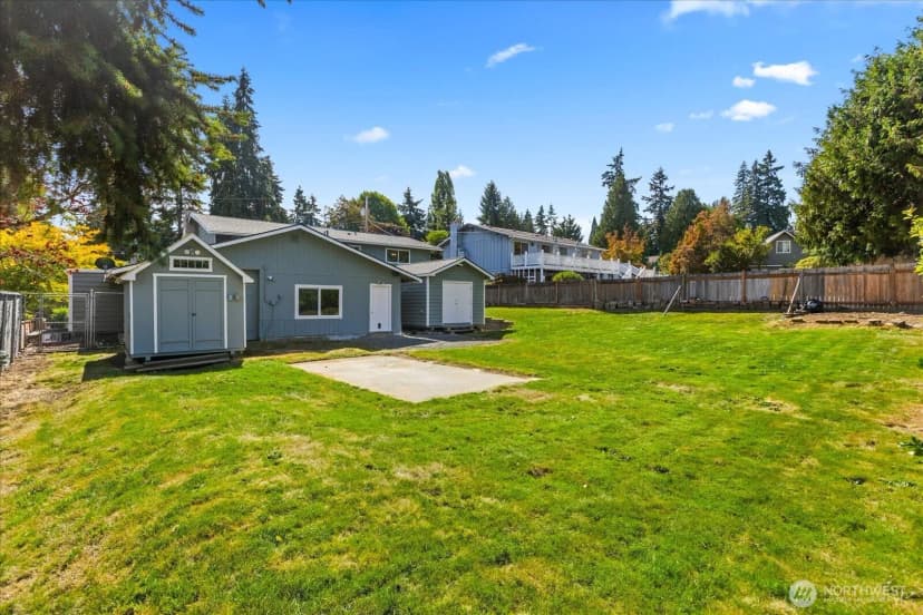 Property photo for 7819 225th Place Sw, Edmonds photo 34