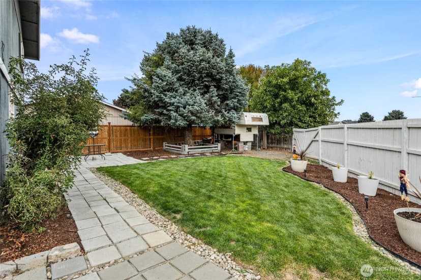 Property photo for 1711 S 66th Avenue, Yakima photo 19