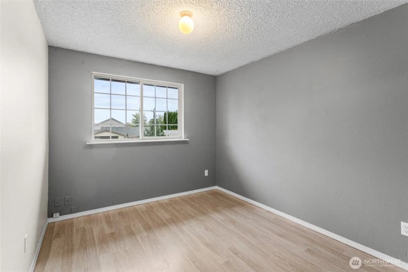 Property photo for 1711 S 66th Avenue, Yakima photo 17