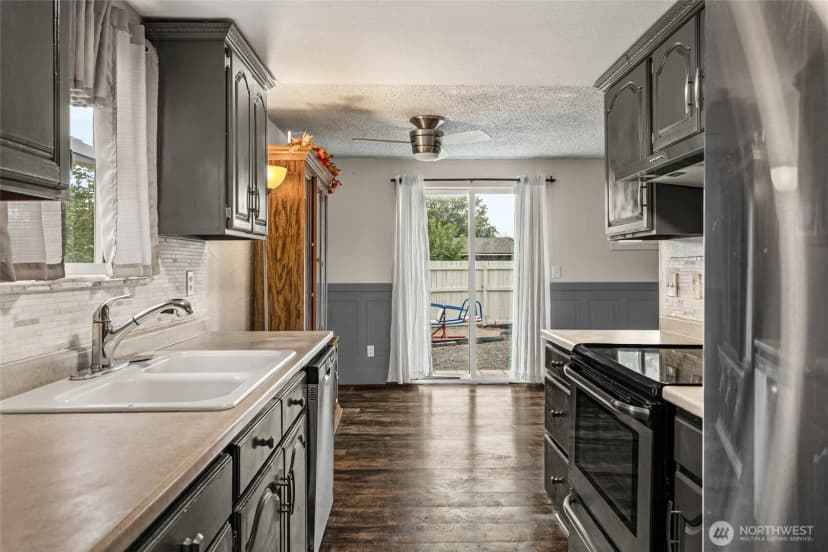 Property photo for 1711 S 66th Avenue, Yakima photo 5