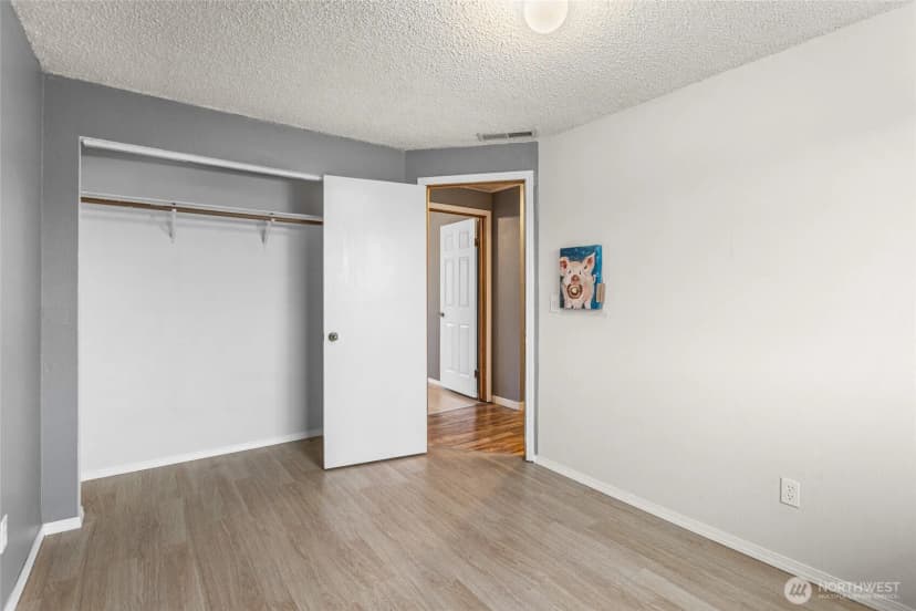 Property photo for 1711 S 66th Avenue, Yakima photo 16