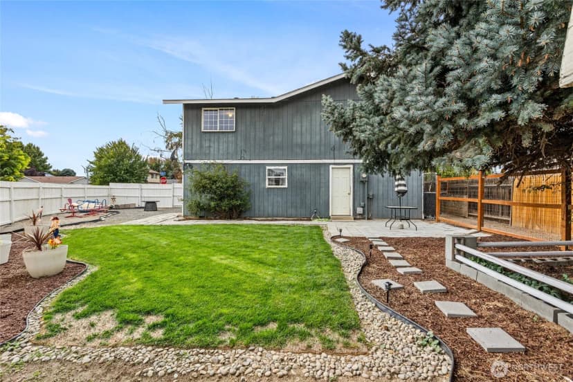 Property photo for 1711 S 66th Avenue, Yakima photo 21