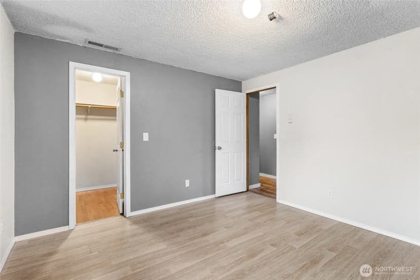 Property photo for 1711 S 66th Avenue, Yakima photo 18