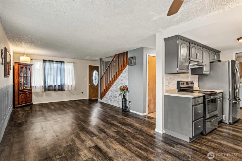 Property photo for 1711 S 66th Avenue, Yakima photo 3