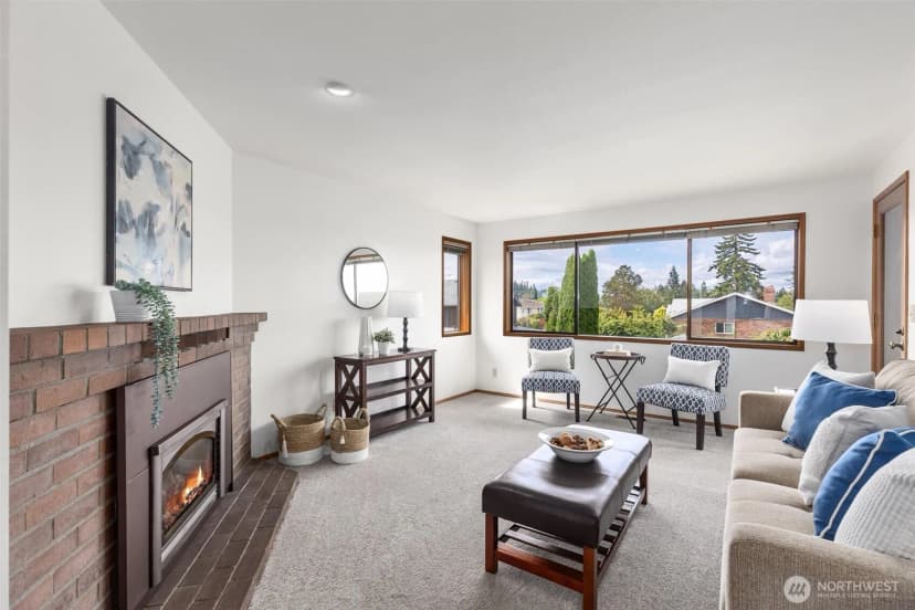 Property photo for 814 6th Avenue S, Edmonds photo 13