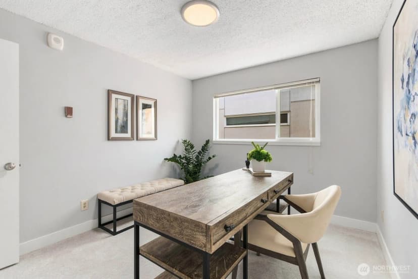 Property photo for 2501 Canterbury Ln E #216, Seattle photo 24