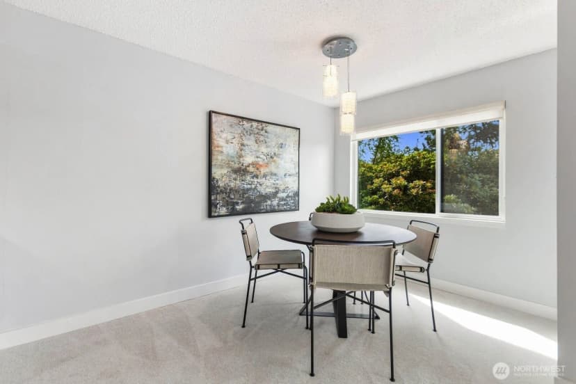 Property photo for 2501 Canterbury Ln E #216, Seattle photo 14