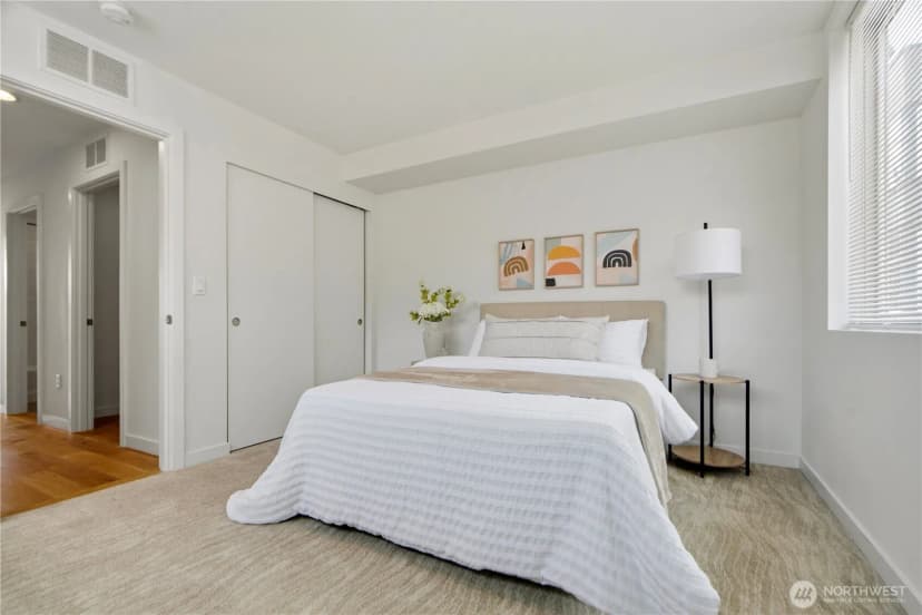 Property photo for 3043 C 21st Avenue W, Seattle photo 12
