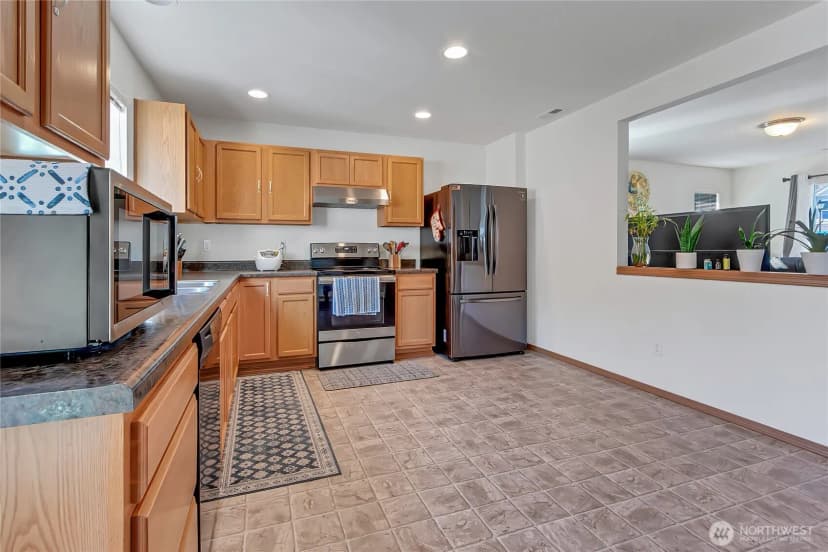 Property photo for 29704 217th Place Se, Kent photo 6