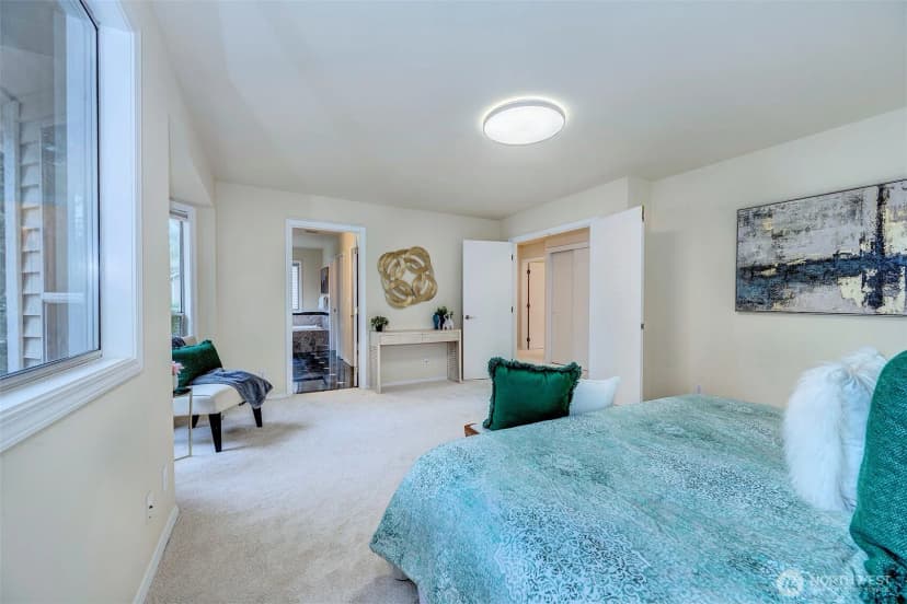 Property photo for 13133 Ne 74th Street, Kirkland photo 22