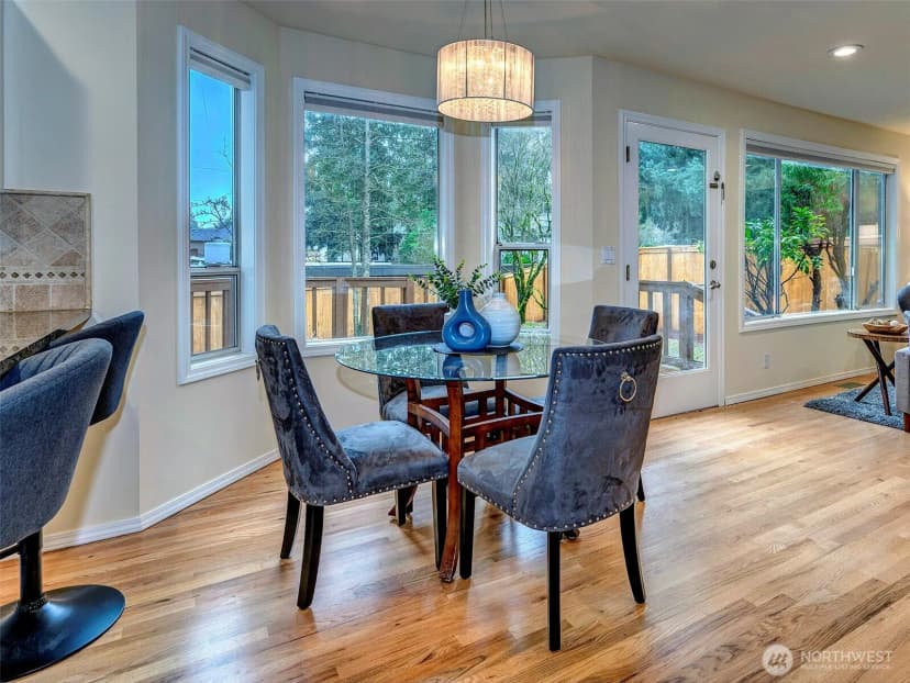 Property photo for 13133 Ne 74th Street, Kirkland photo 15