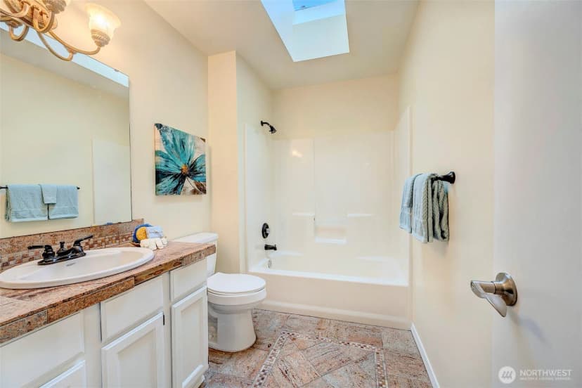 Property photo for 13133 Ne 74th Street, Kirkland photo 27