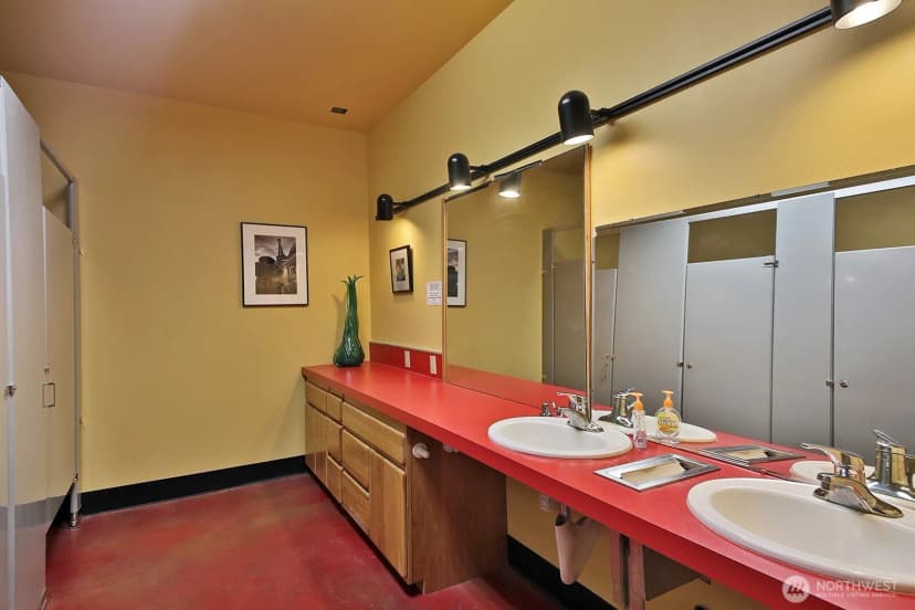 Property photo for 222 Anthes Avenue, Langley photo 10