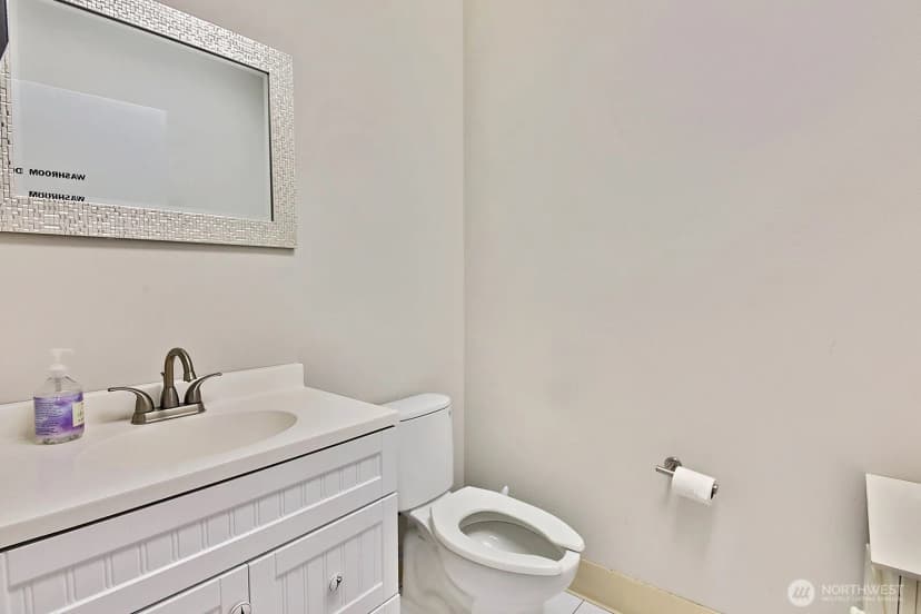 Property photo for 222 Anthes Avenue, Langley photo 18