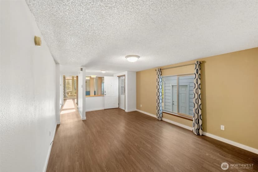 Property photo for 706 Dennis Street Se #11, Tumwater photo 5
