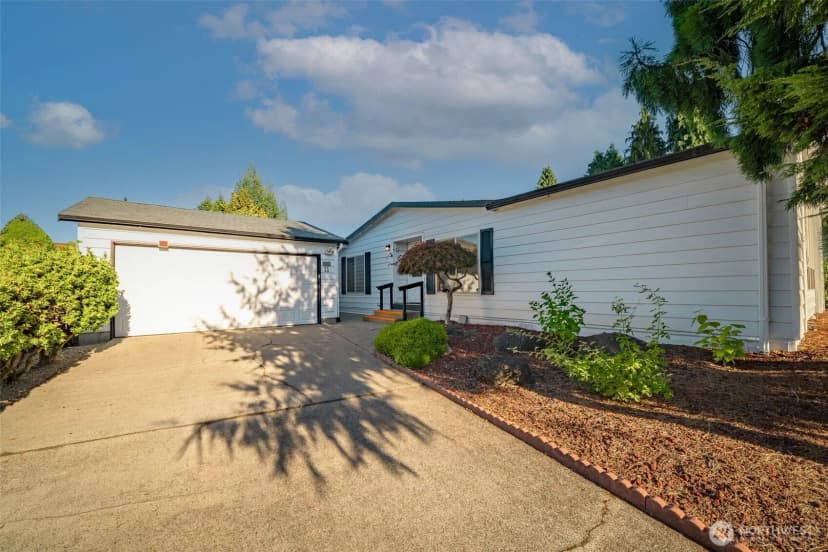 Property photo for 706 Dennis Street Se #11, Tumwater photo 28