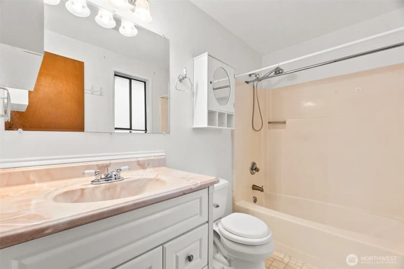 Property photo for 29844 188th Avenue Se, Kent photo 15