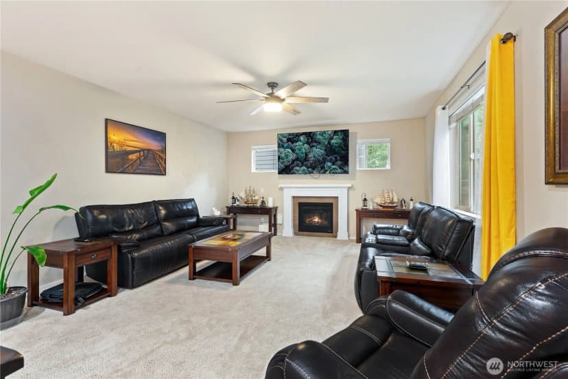 Property photo for 7911 49th Street Ne, Marysville photo 9