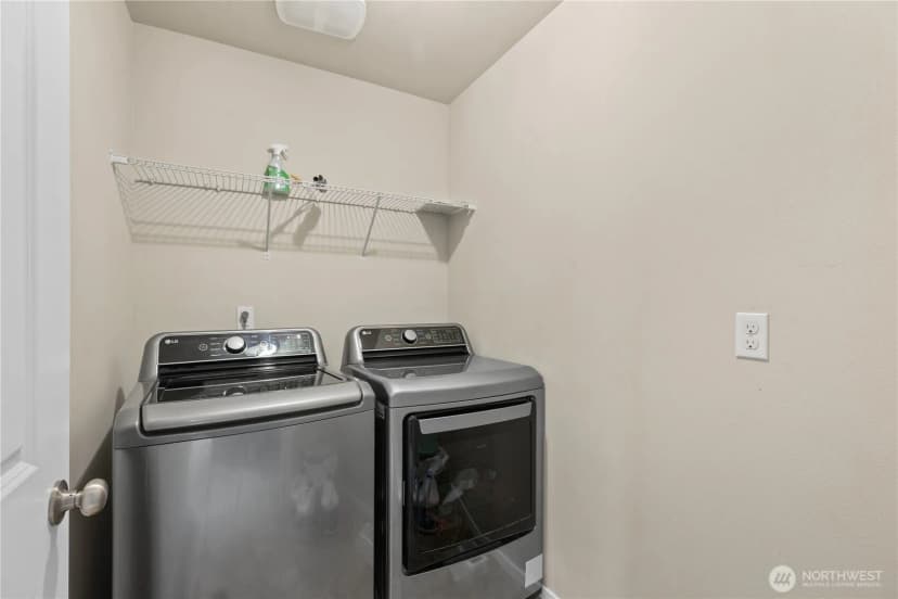 Property photo for 7911 49th Street Ne, Marysville photo 21