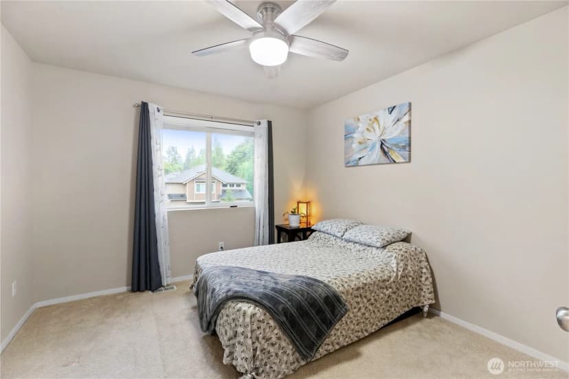 Property photo for 7911 49th Street Ne, Marysville photo 16