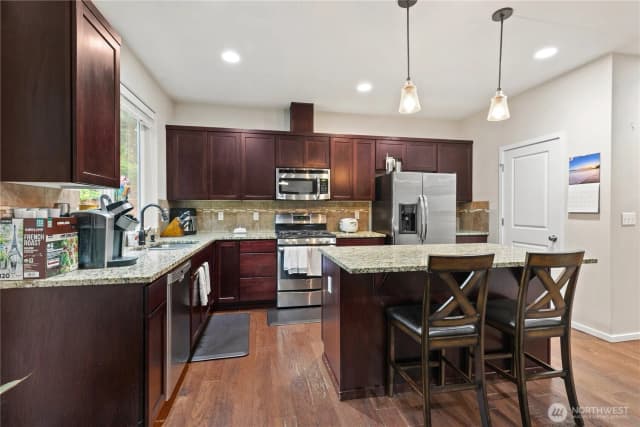 Property photo for 7911 49th Street Ne, Marysville photo 4