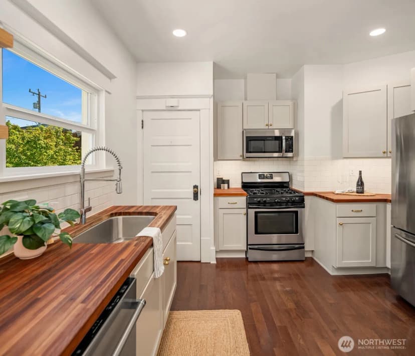 Property photo for 1132 Nw 56th Street, Seattle photo 12