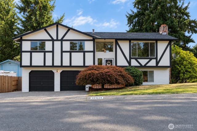 Property photo for 32434 49th Avenue Sw, Federal Way photo 2