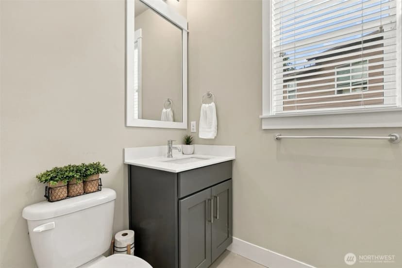 Property photo for 31357 43rd Place Sw, Federal Way photo 11