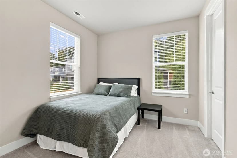 Property photo for 31357 43rd Place Sw, Federal Way photo 28