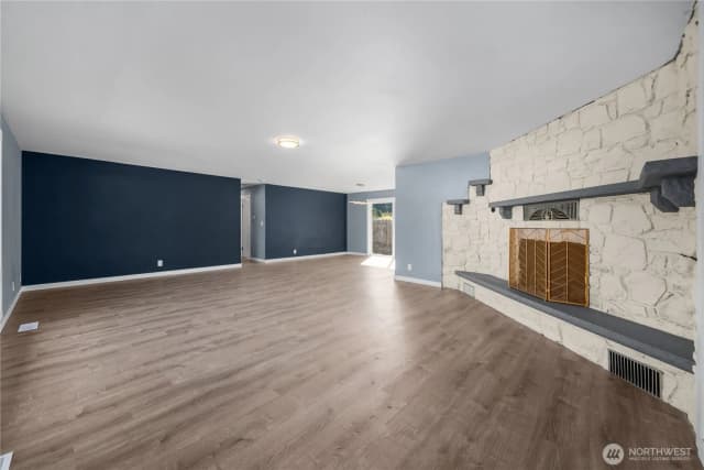 Property photo for 16526 42nd Avenue Ct E, Tacoma photo 2