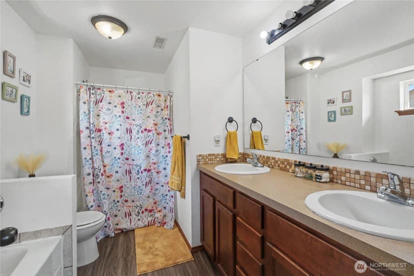 Property photo for 20402 11th Avenue Ct E, Spanaway photo 13