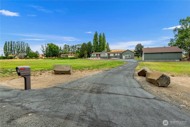 Property photo for 5378 Painted Hills, Ephrata photo 2