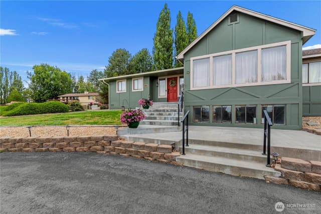 Property photo for 5378 Painted Hills, Ephrata photo 4