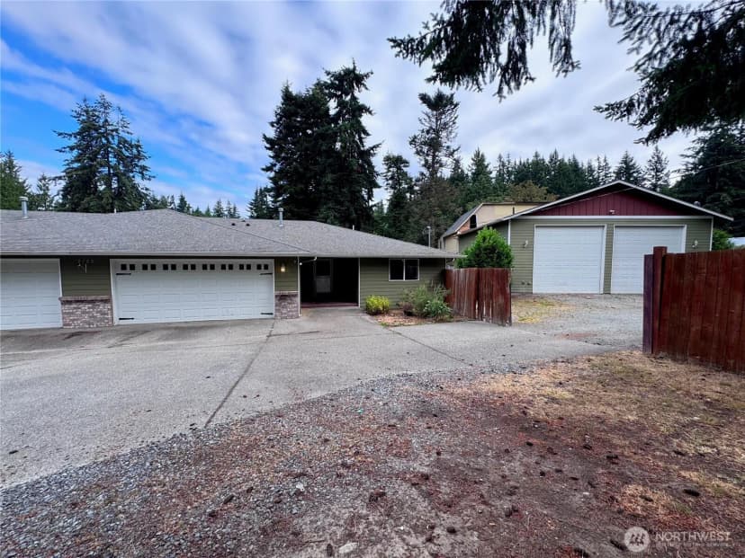 Property photo for 9105 176th St Nw #b, Stanwood photo 18