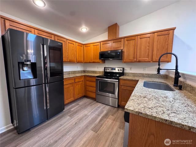 Property photo for 9105 176th St Nw #b, Stanwood photo 2