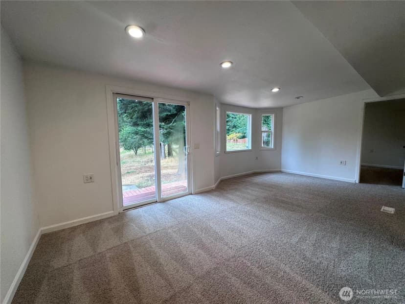 Property photo for 9105 176th St Nw #b, Stanwood photo 6