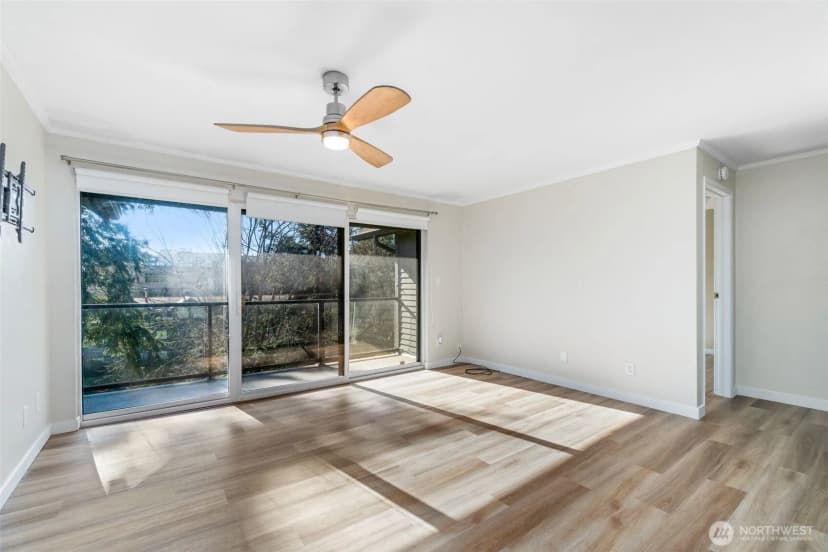 Property photo for 19428 Aurora Avenue N #431, Shoreline photo 12