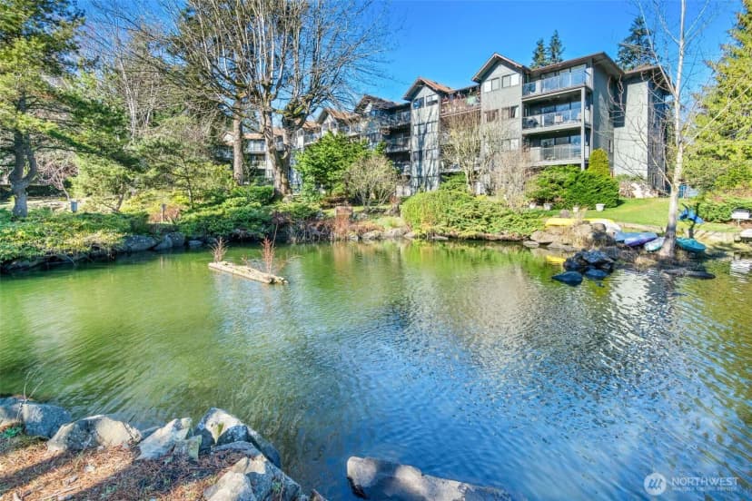Property photo for 19428 Aurora Avenue N #431, Shoreline photo 2