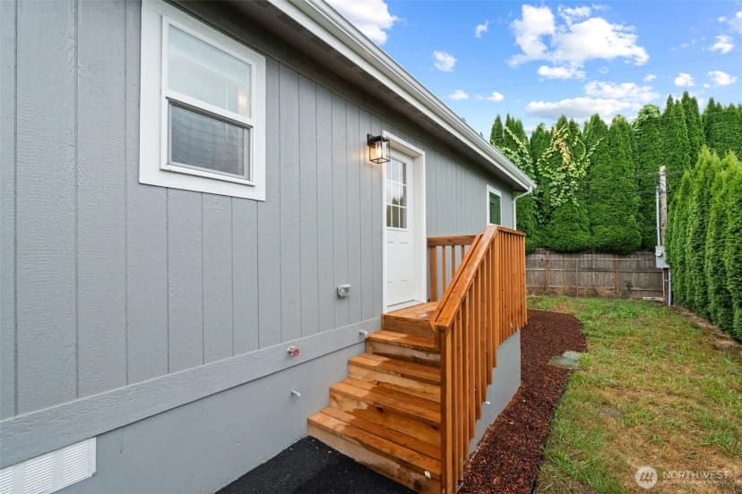 Property photo for 1635 West Side Highway #8, Kelso photo 25