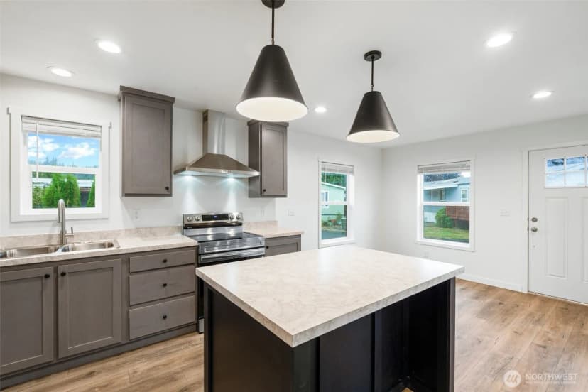 Property photo for 1635 West Side Highway #8, Kelso photo 9